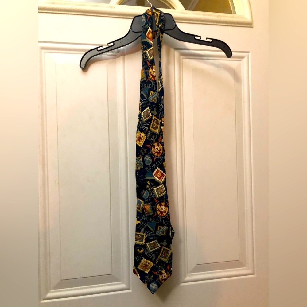 Vintage Disney Mickey Mouse World Tour Neck Tie Silk, Epcot, Animal Kingdom